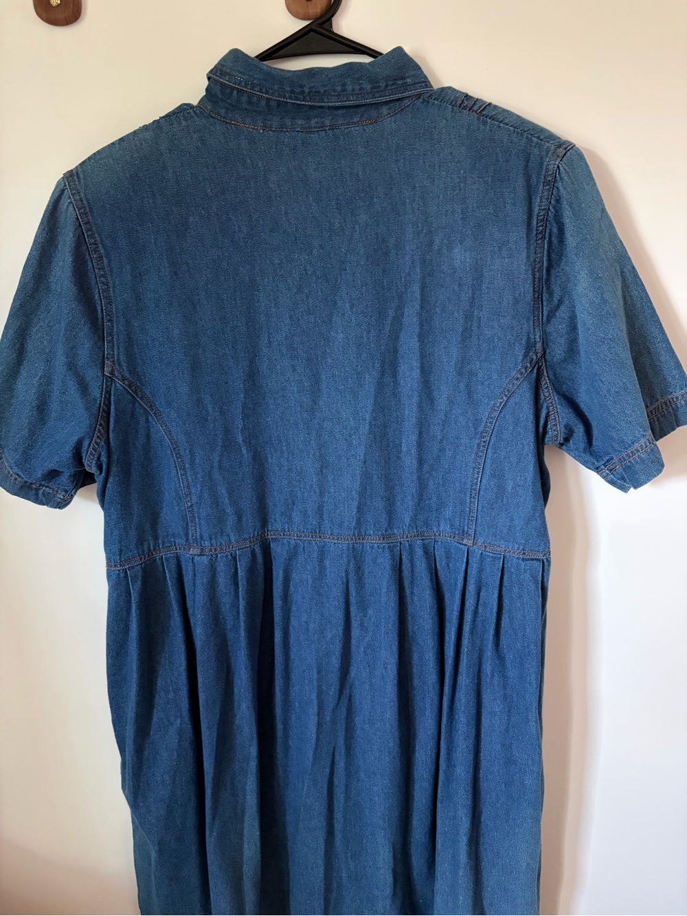 Vintage 90s Denim Button-Front Midi Dress with Floral Embroidery - Picture 7 of 9